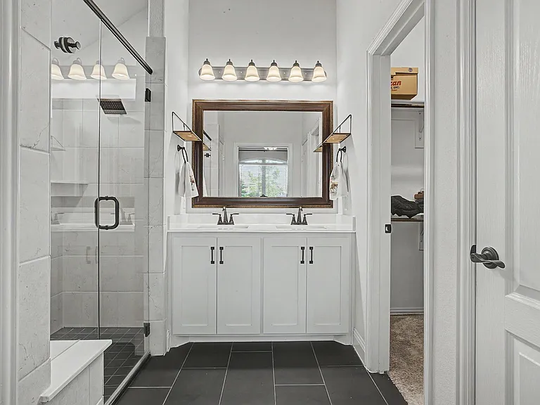 1004 Deer Ridge Dr — Photo 12