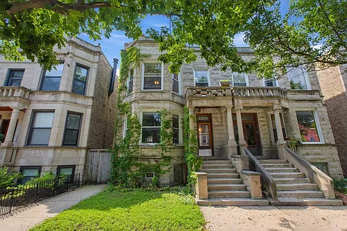 1213 W Addison St #2 Photo 1