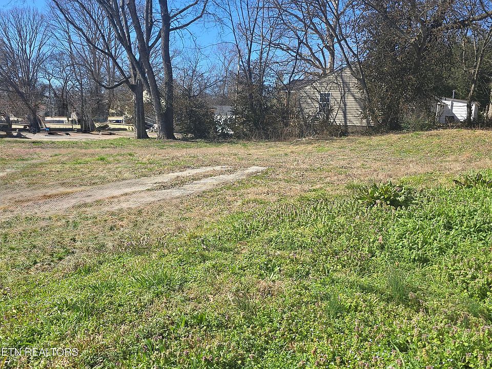 2nd image of 2907 Brooks Ave