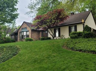 303 Crosswinds Ct, Altoona, PA 16602