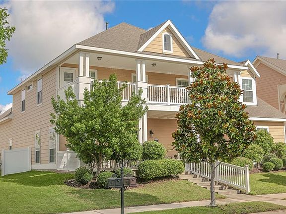 2nd image of 1209 Port Royal Ct