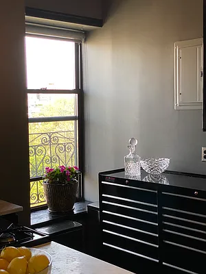 Rented by Compass | media 12