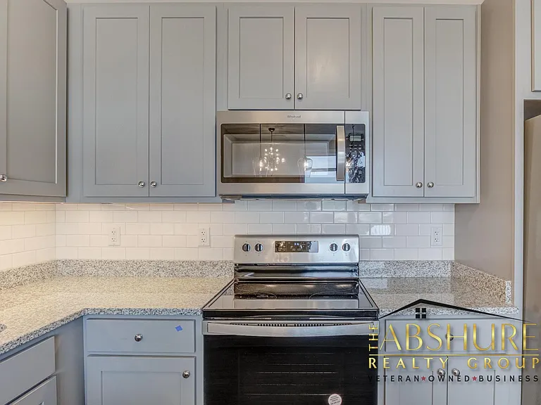 145 S Main St #303 — Photo 10