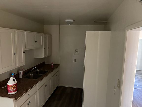 5th image of 1303 N Mountain View Ave #3