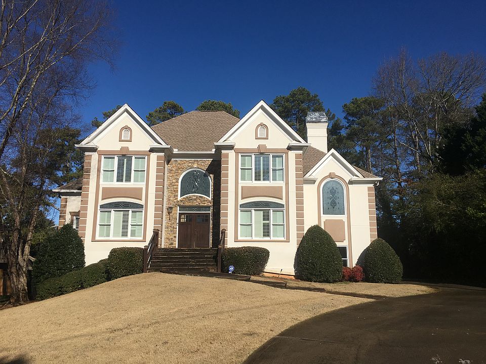 2nd image of 1490 Meadowcreek Ct