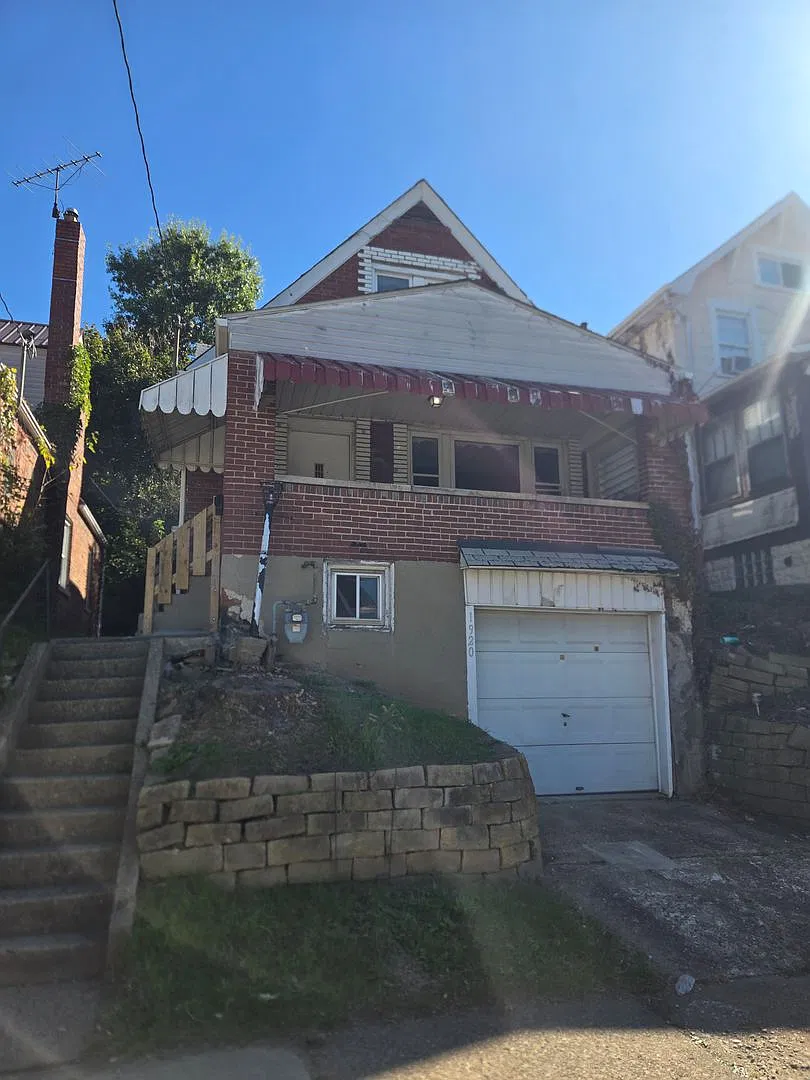 Settle In to this New Kensington 3 Bedroom house and Make it Your Own — Photo 1