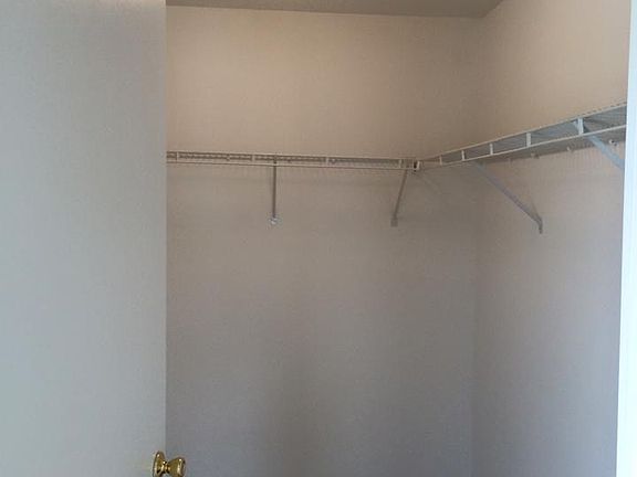 Closet 1
