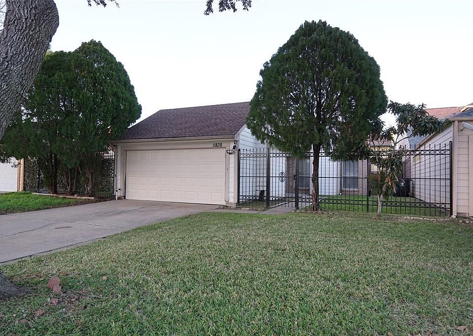 1st image of 11838 Plumbrook Dr