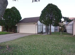 11838 Plumbrook Dr, Houston, TX 77099