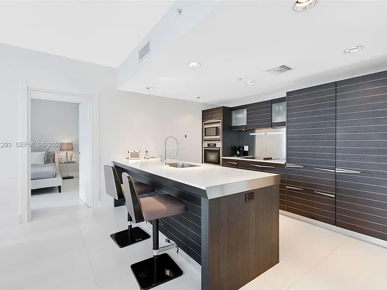 200 Biscayne Boulevard Way #504 — Photo 5
