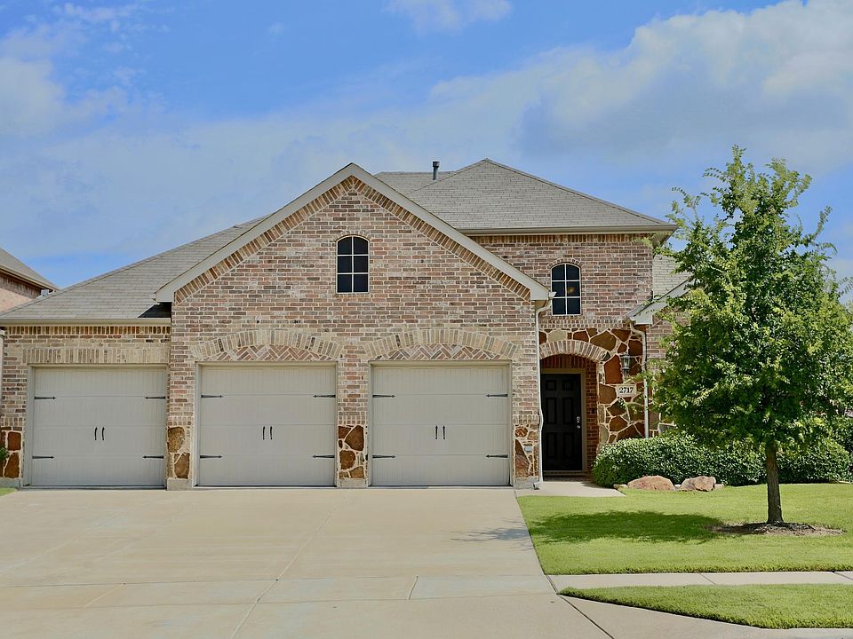 1st image of 2717 Tradewinds Dr