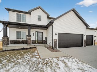 103 Saint Marys Ct, Stuart, IA 50250