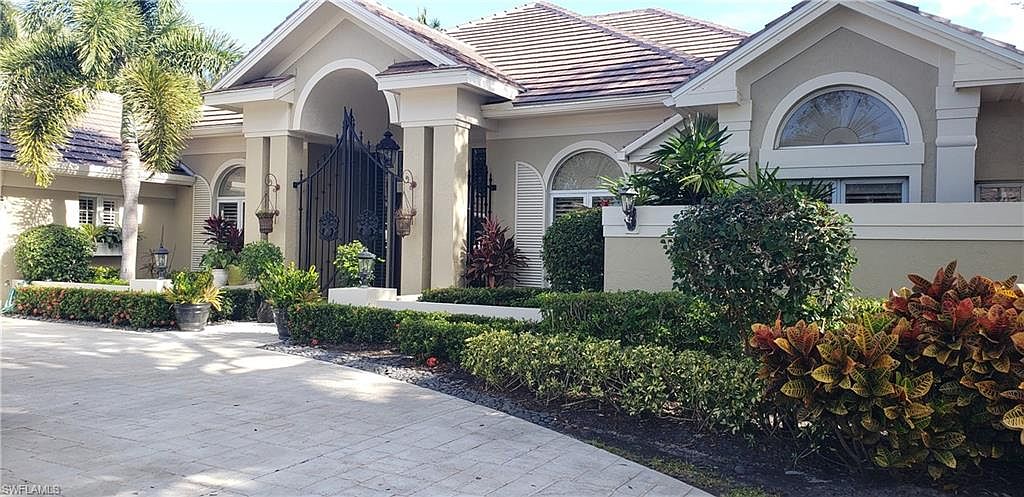 15274 Burnaby Dr, Naples, FL 34110 | Zillow