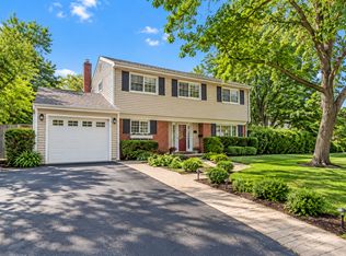 416 Kenmore Ave, Deerfield, IL 60015