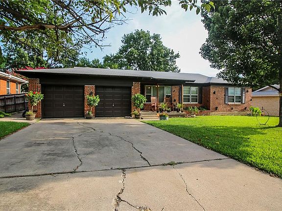 3rd image of 5421 Nadine Dr