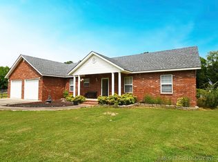110829 S 4612th Rd, Sallisaw, OK 74955
