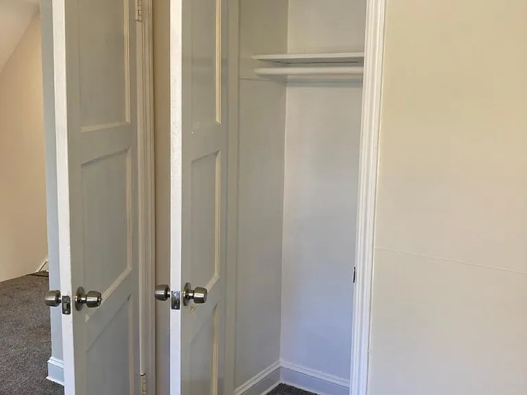 125 Rose Dr — Photo 8