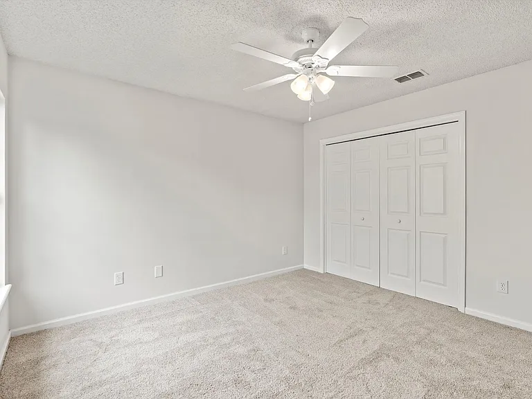 12756 Bentwater Dr — Photo 19