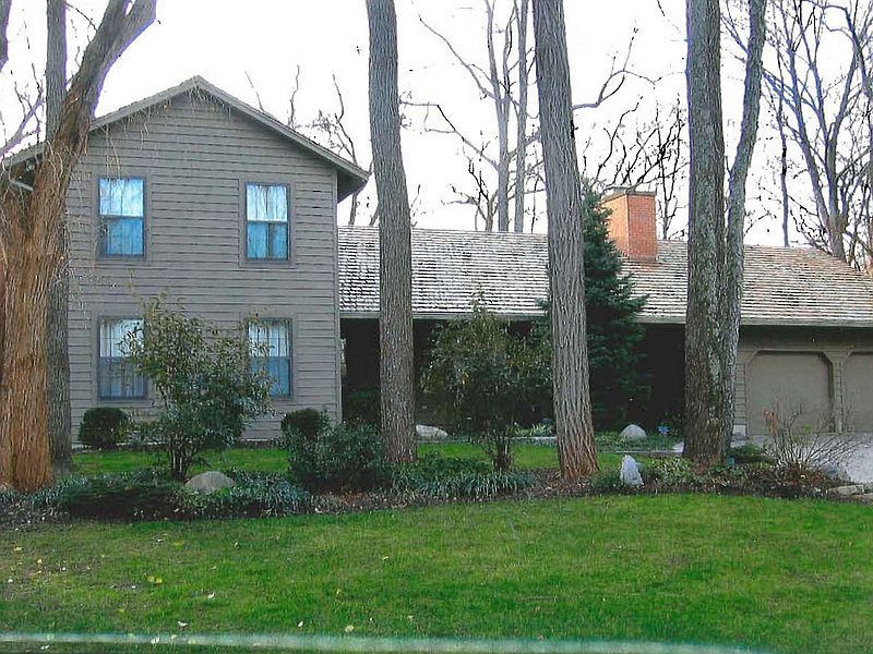 1st image of 482 White Oak Dr