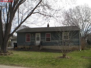 4508 Elmleaf Dr, McHenry, IL 60051