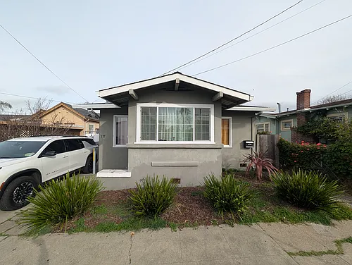 2117 Roosevelt Ave #1 Photo 1