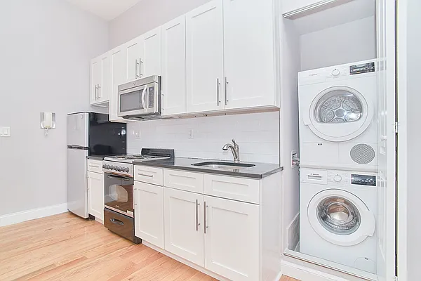 Rented by Living New York | media 6