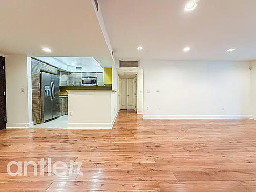 834 N Edinburgh Ave #B108 Photo 1