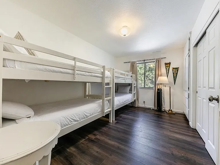 Bunk room