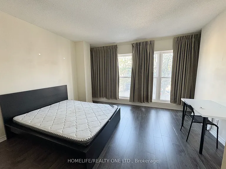 135 James St S #314 — Photo 7