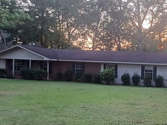 2nd image of 107 Lakewood Dr