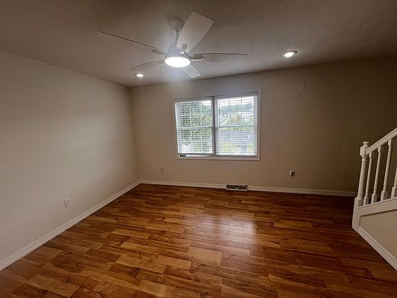 5th image of 846 Tremont St