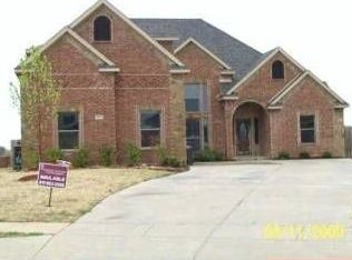 8909 Lake Rock Ct, Fort Worth, TX 76179