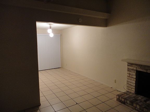 3rd image of 1700 Royal Hill Dr #B