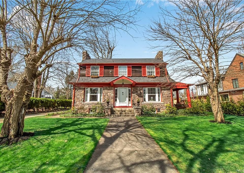 1st image of 105 High Park Blvd