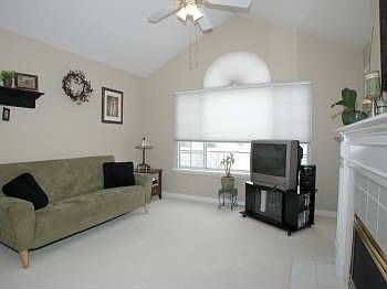 2nd image of 44 Garden Park Unit 9