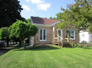 1101 Dewey St, Manitowoc, WI 54220