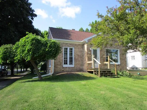 1101 Dewey STREET, Manitowoc, WI 54220