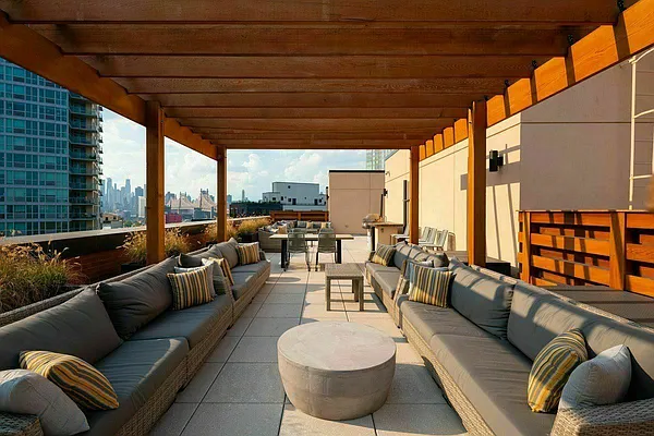 Rented by Modern Spaces | media 28