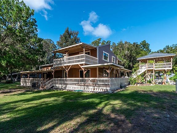 2nd image of 15615 NE 21st Avenue Rd