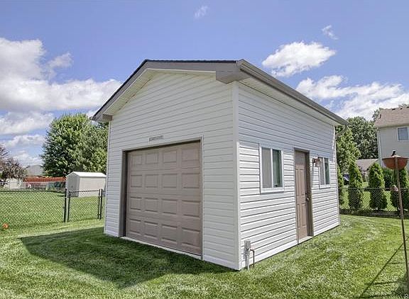 5th image of 52338 Creek Ln