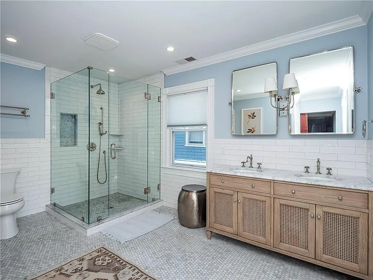 27 Mann Ave — Photo 29