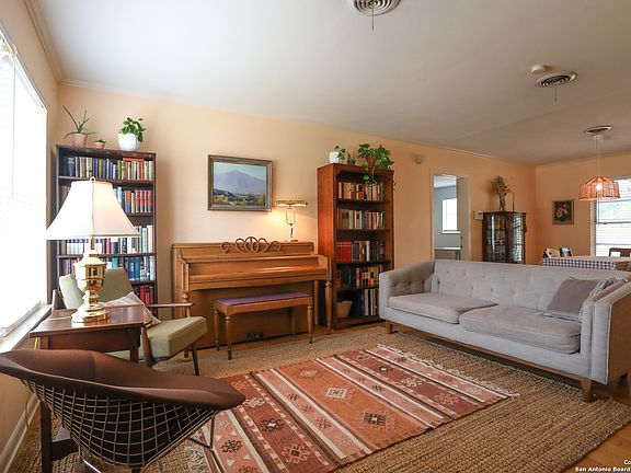 5th image of 363 MILLWOOD LN