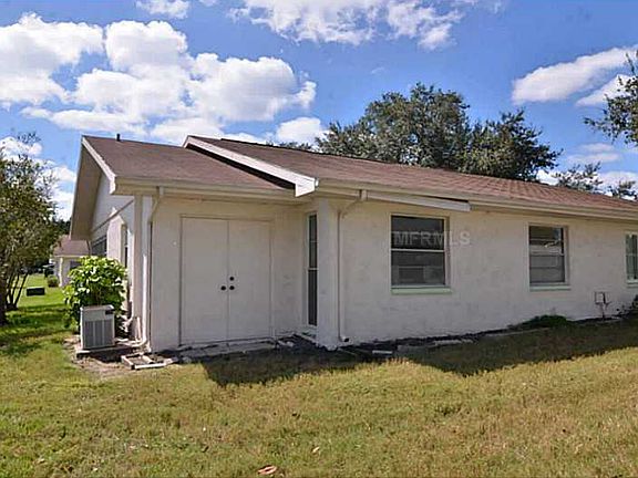 3rd image of 2228 Greenhaven Dr