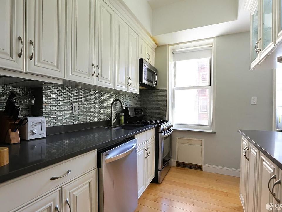 1st image of 72-61 113th St APT M1