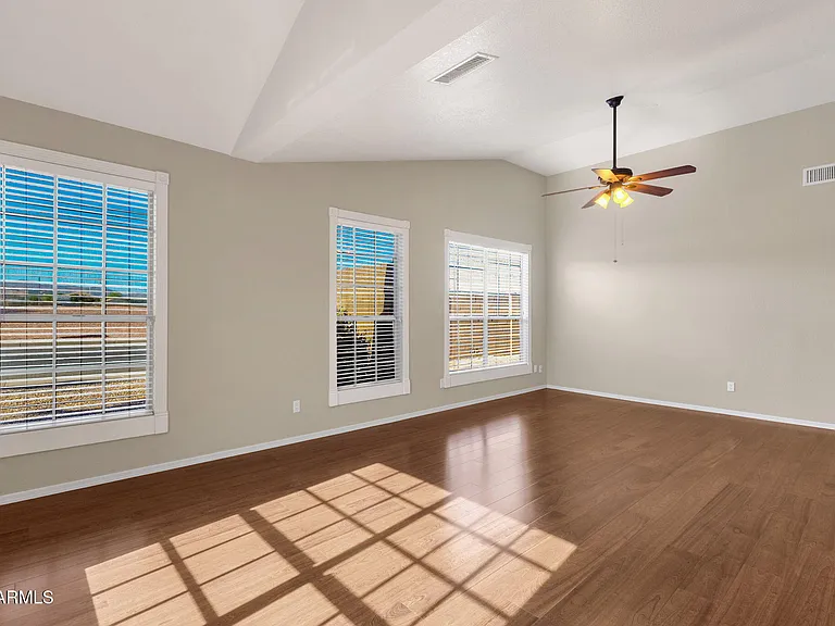 16847 S 29th Way — Photo 9