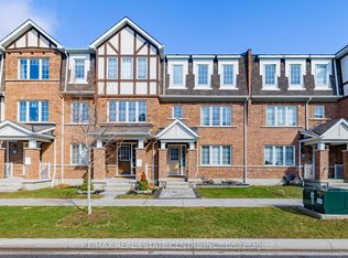 32 Bluegill Cres, Whitby, ON L1P0E4