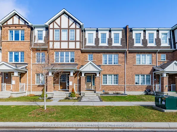 32 Bluegill Cres, Whitby, ON L1P 0E4