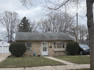 5016 N 50th St, Milwaukee, WI 53218