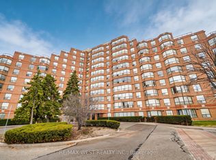 6 Humberline Dr #313, Toronto, ON