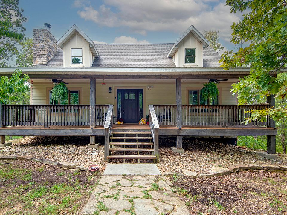 1st image of 511 Timberlane Drive